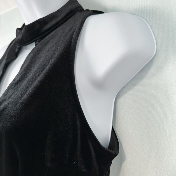 Forever 21 Velvet Sleeveless Romper Womens Small Black Choker Lace Back Party - Picture 10 of 16